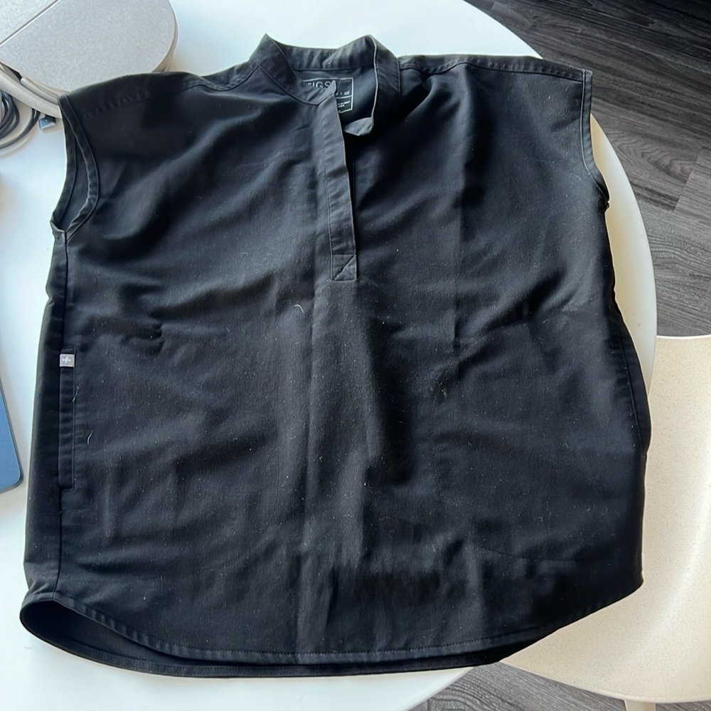 Figs Black Women's Top